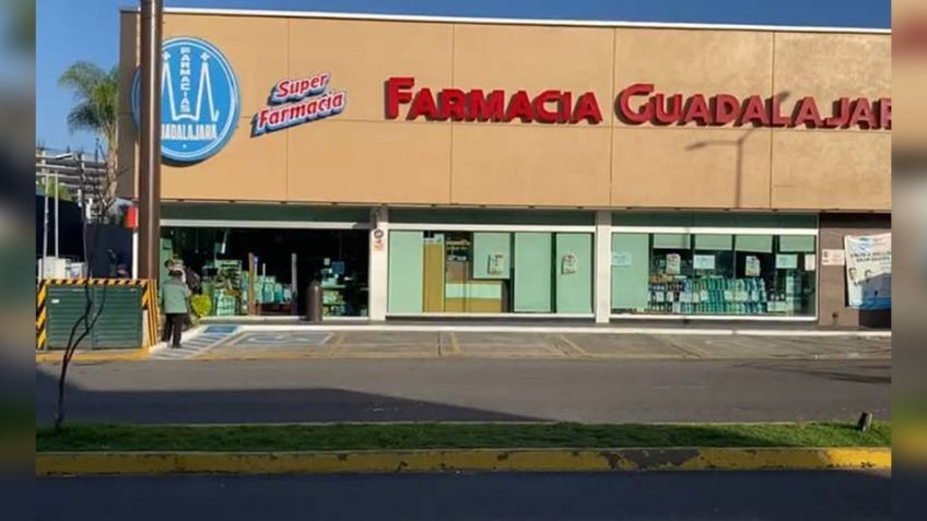 Empleado de farmacia fallece al defender a su compañera de unos clientes en Puebla