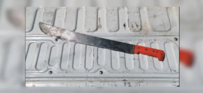 Cae sujeto de amenazó con un machete a hija y hermana. Foto: Twitter