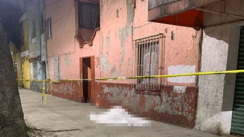 Extraña muerte: Hombre en situación de calle fallece tras vomitar sangre en la Cuauhtémoc