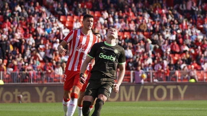 César Montes se va ovacionado tras empate del Almería ante el líder Girona