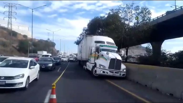 Trailero asesinado en la México-Querétaro