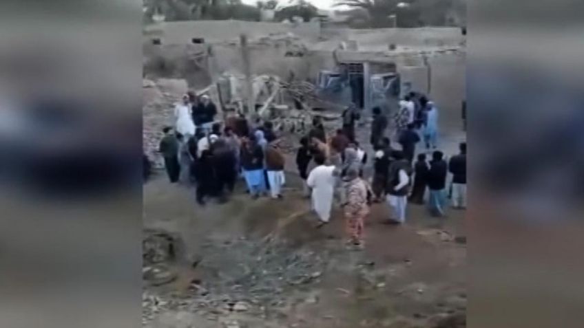 Pakistán halla escondites terroristas en Irán y los ataca; mueren 9 mujeres y niños