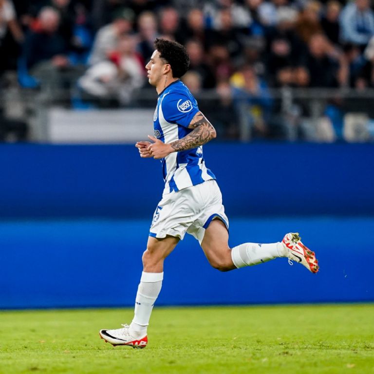 ¿Jorge Sánchez no podría llegar a Cruz Azul este torneo por problemas con el reglamento?