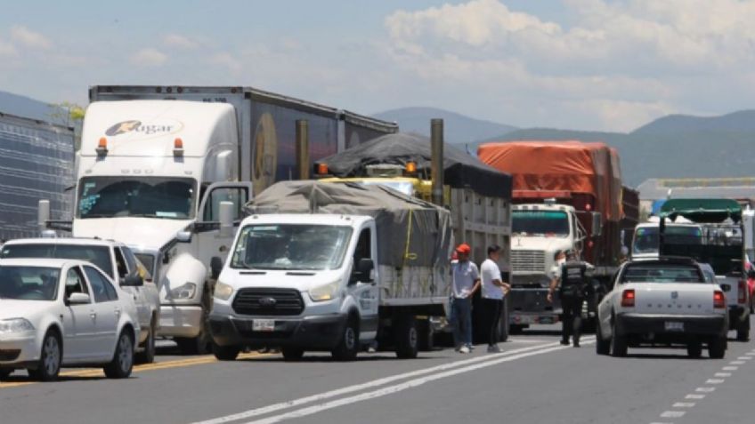 Anuncian Paro Nacional de Transportistas por ola de asaltos contra traileros ¿Cuándo es?