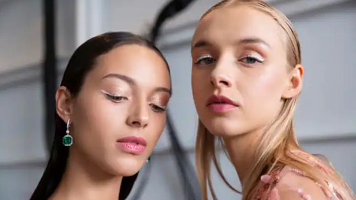 Las toallitas desmaquillantes son la peor opción para tu piel; descubre por qué