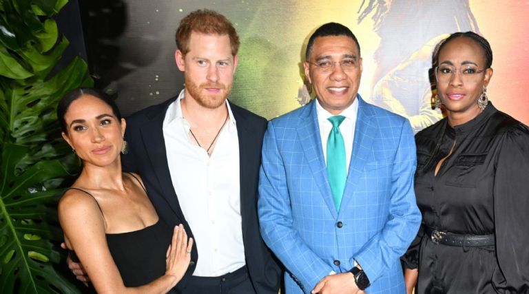 Meghan y Harry traicionan a la corona