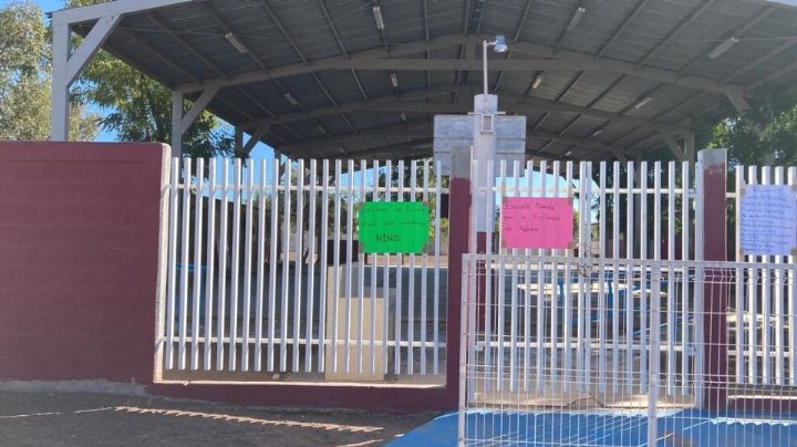 Escuela primaria de la Beltrones continúa tomada por madres de familia