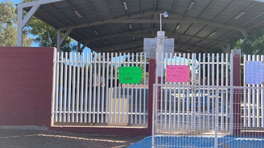 Escuela primaria de la Beltrones continúa tomada por madres de familia
