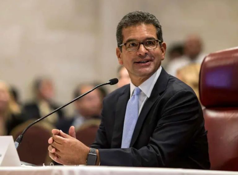 Gobernador de Puerto Rico llama a combatir el machismo tras feminicidio