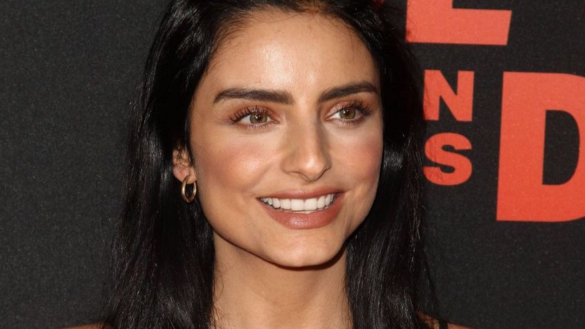 Aislinn Derbez genera polémica con declaraciones sobre el cáncer en su podcast