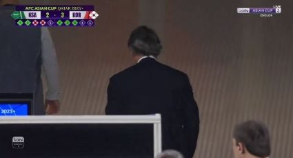 VIDEO: Roberto Mancini se enoja y se retira del campo antes de tiempo en la Copa Asiática