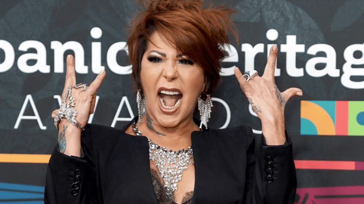 Para callar rumores, Alejandra Guzmán muestra terrible moretón tras caída en el aeropuerto