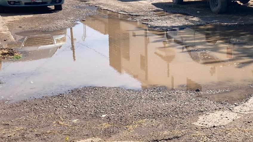 Ciudad Obregón: Vecinos de la colonia Tepeyac reportan drenajes colapsados y calles en mal estado