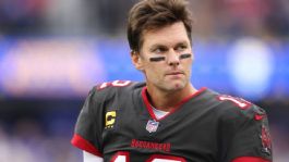 Foto que representa a Tom Brady rompe el silencio por primera vez sobre su separación de Gisele Bündchen: "Fue complicado"