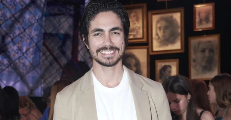 Sian Chiong es víctima de severas críticas por tomar transporte público