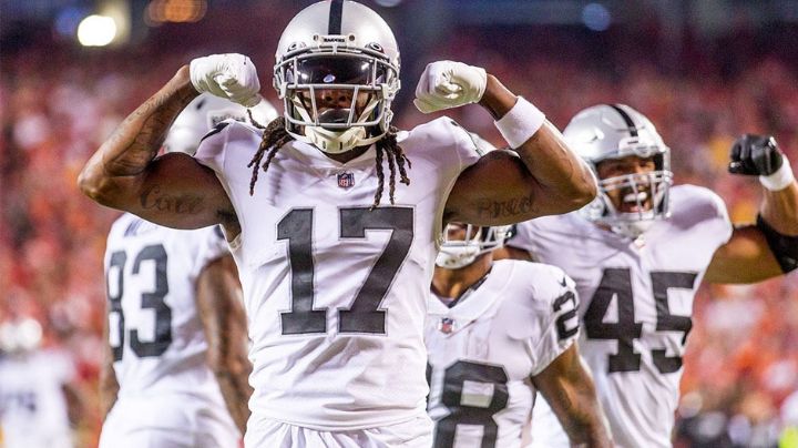 Davante Adams deja a los Raiders y se reúne con Aaron Rodgers en los Jets