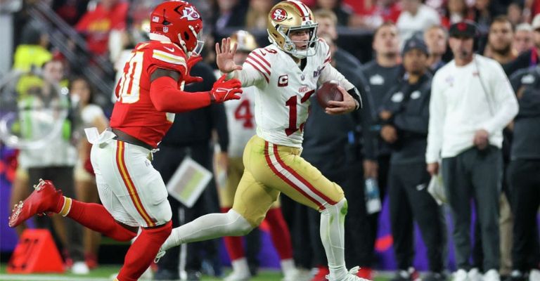 Purdy estuvo muy presionado por la defensiva rival