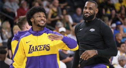 Lakers esquivan críticas mientras LeBron y Bronny James se alistan para hacer historia