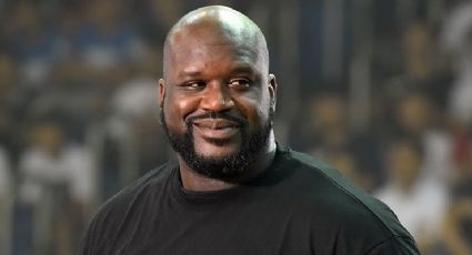 Shaquille O’Neal sorprende a Ecatepec con visita y donación de tenis a niños de escasos recursos