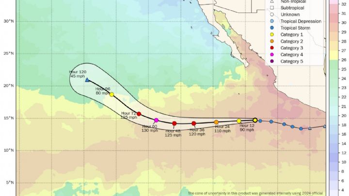 Tormenta Kristy se convierte en huracán y Nadine deja estragos en el sureste de México