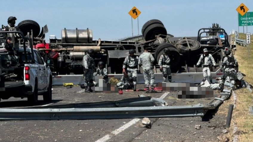 VIDEO: Mueren dos miembros de la Guardia Nacional tras fuerte accidente en Michoacán
