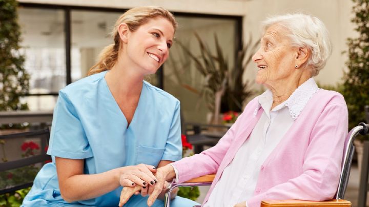 Claudia Sheinbaum anuncia inicio del programa 'Salud Casa por Casa' para adultos mayores