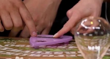 'Netas Divinas' juegan la ouija y reciben desconcertante respuesta de un espíritu