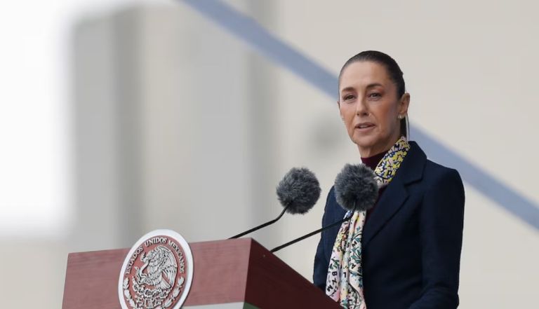 Clauida Sheinbaum se lanza contra Felipe Calderón