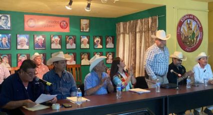 Célida López, titular de la Sagarhpa se reúne con productores del sector social del sur de Sonora