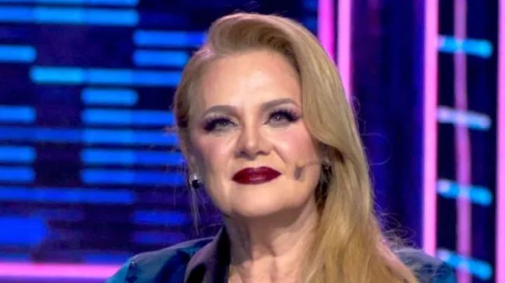 Tras hundirla en Televisa, Erika Buenfil llega a 'VLA' y furiosa estalla contra villana