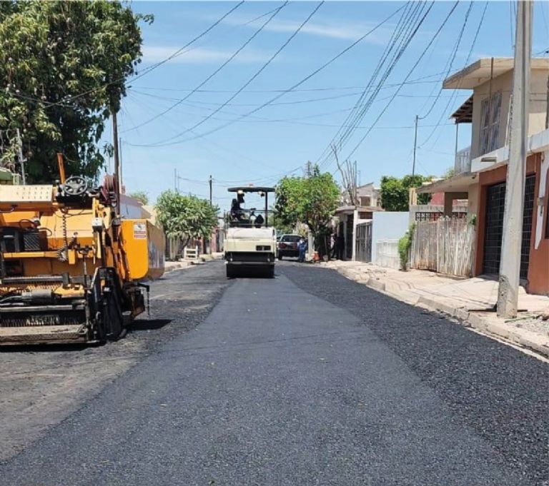 Ayuntamiento de Cajeme pone en marcha programa de rehabilitación de vialidades en colonias del sur