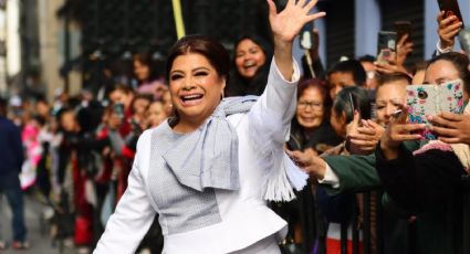 CDMX: Claudia Sheinbaum sorprende al asistir a la toma de protesta de Clara Brugada