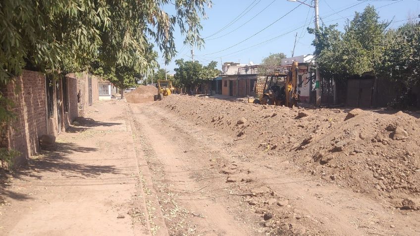 Atraso de rehabilitación de calle afecta a ciudadanos en la colonia Cajeme