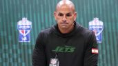 Foto ilustrativa de la nota titulada Los New York Jets se quedan sin 'piloto'; despiden al entrenador Roberto Saleh