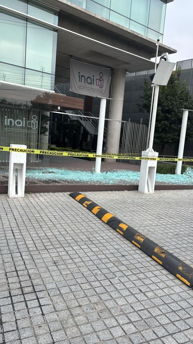 Vandalizan oficinal del Inai