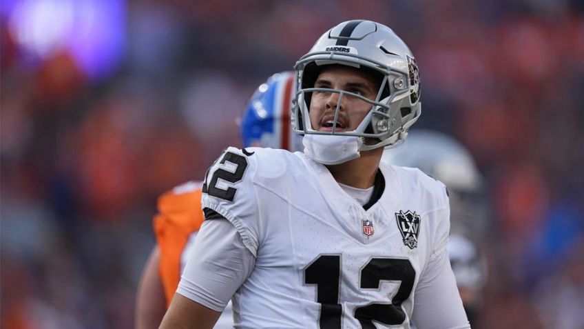 Los Raiders le dan el balón a O'Connell para el duelo ante los Steelers
