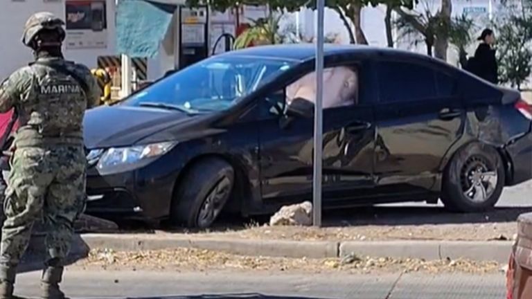 Aseguran vehículo tras persecución en Ciudad Obregón