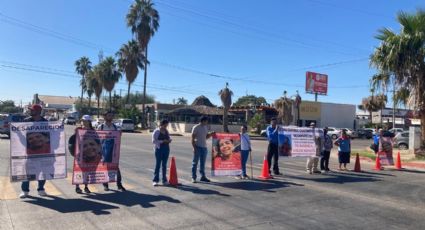 Ciudad Obregón: Cierran vialidades por falta de avances en caso de desaparición de Jesús Enrique