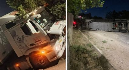 Tráiler vuelca en la Naucalpan-Toluca; llevan a conductor a un hospital como detenido