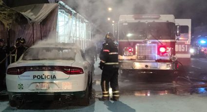 VIDEO: Sujeto lanza explosivo a patrulla de la SSC y provoca su incendio en Tepito