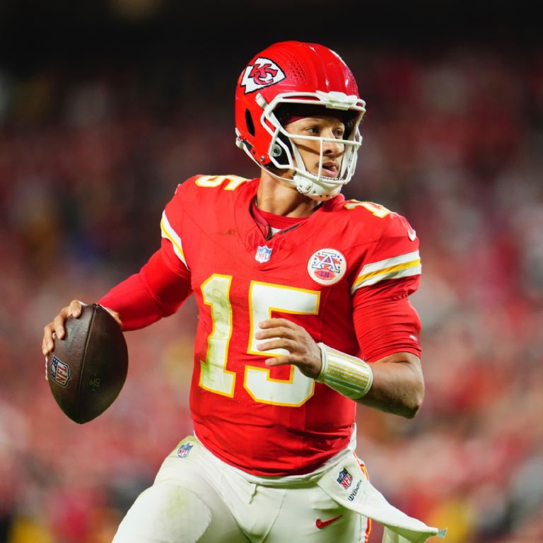 Patrick Mahomes reacciona a la derrota