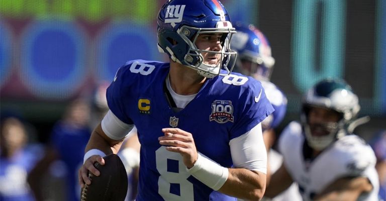 Jones no será titular por el resto de la temporada