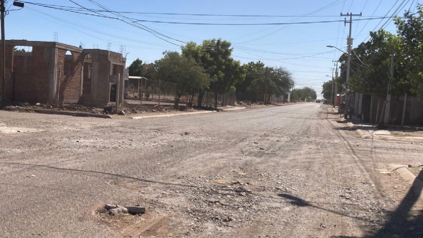 Piden vecinos del sector sur de Ciudad Obregón mejoras en pavimentación y alumbrado