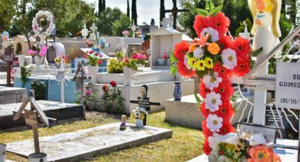 Hombre fallece mientras visitaba la tumba de su hijo en cementerio de Tampico