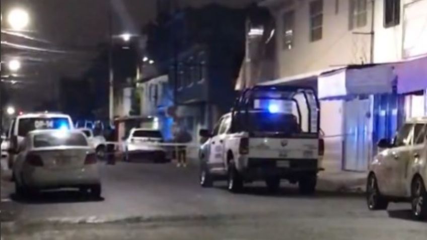 Sicarios en motocicleta ejecutaron a hombre frente a clínica en Nezahualcóyotl