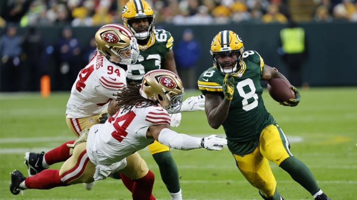 NFL: Green Bay 'empaca' a los 49ers y sigue en la pelea por los playoffs