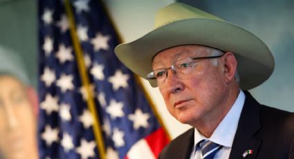 Ken Salazar propone solución para migración; requiere trabajo en la frontera sur de México