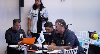 Los Naranjeros de Hermosillo firma a sus primeras jugadoras para la Liga Mexicana de Softbol