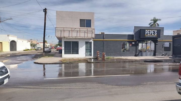 Ciudad Obregón: Comerciantes denuncian el problema de aguas estancadas en la zona