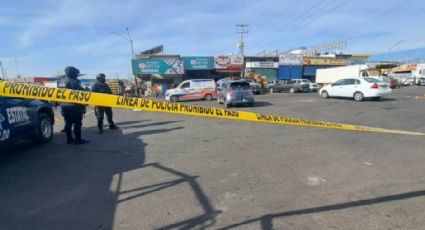 Conductor era perseguido y se resguarda en mercado de Culiacán; le disparan a su auto